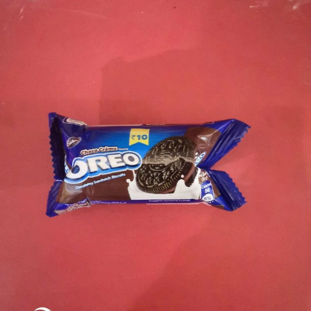 Buy Cadbury Oreo Biscuit Chocolate Rs10 online from Sweet Spot...your Shop