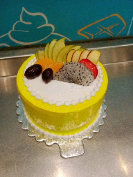 Fresh Fruit Fantasy Cake | Carrie Carr | Flickr