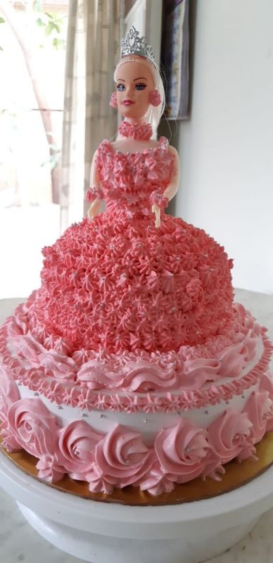 Fairytale Barbie Doll Cake | Doll birthday cake, Barbie birthday cake,  Barbie doll cakes