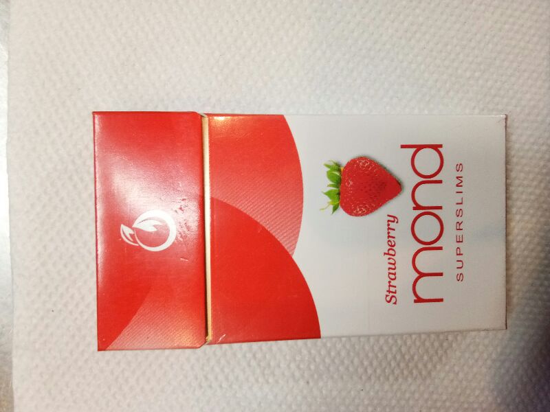 can you take cartons of cigarettes on an airplane Is there a limit to how many cigarettes you can bring with you??