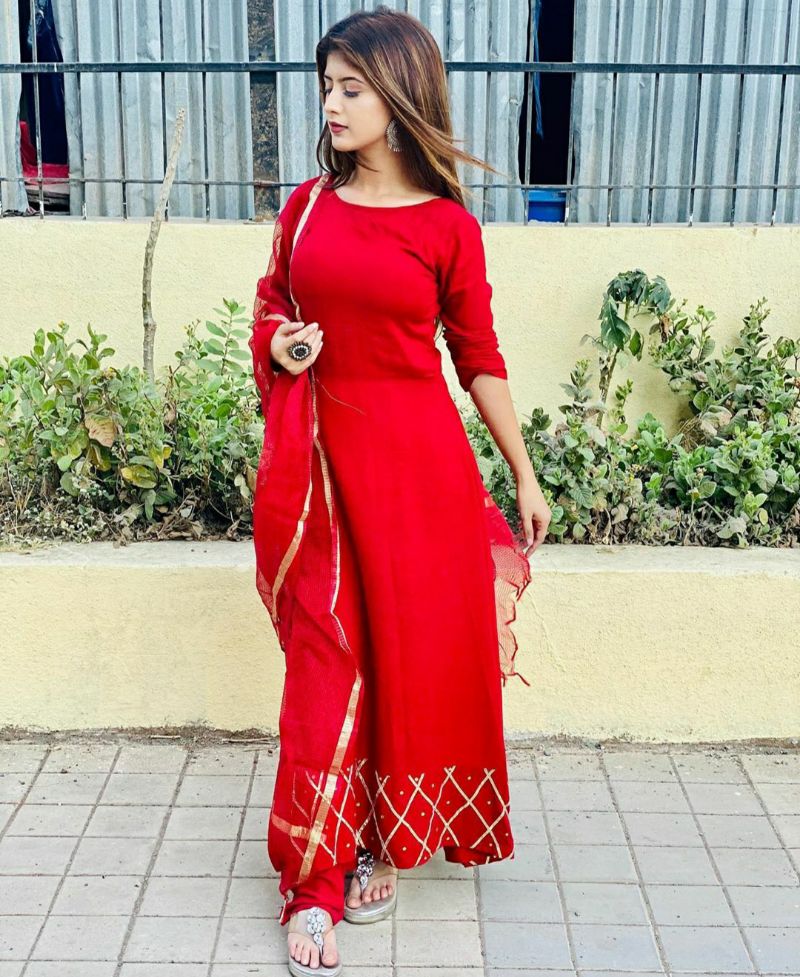 Red Color Heavy Rayon Kurti Set