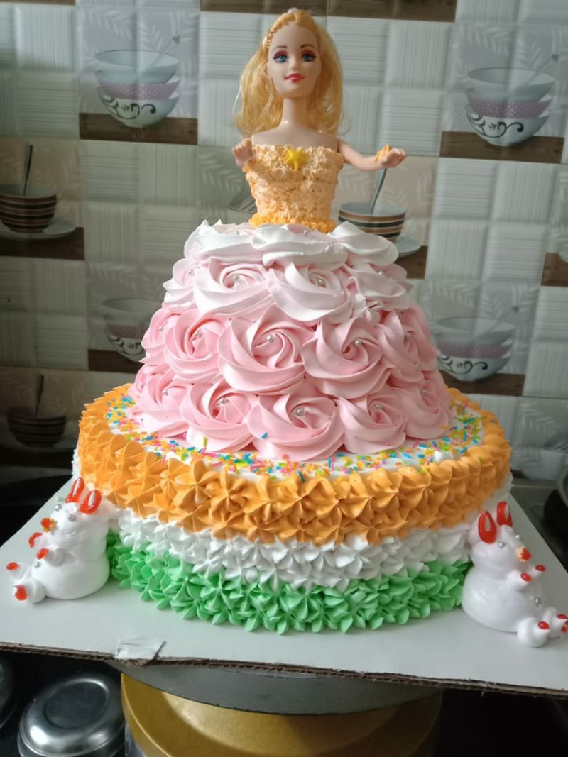 Pin by Pinner on cakes kids | Princess doll cake, Barbie doll birthday cake,  Barbie doll cakes