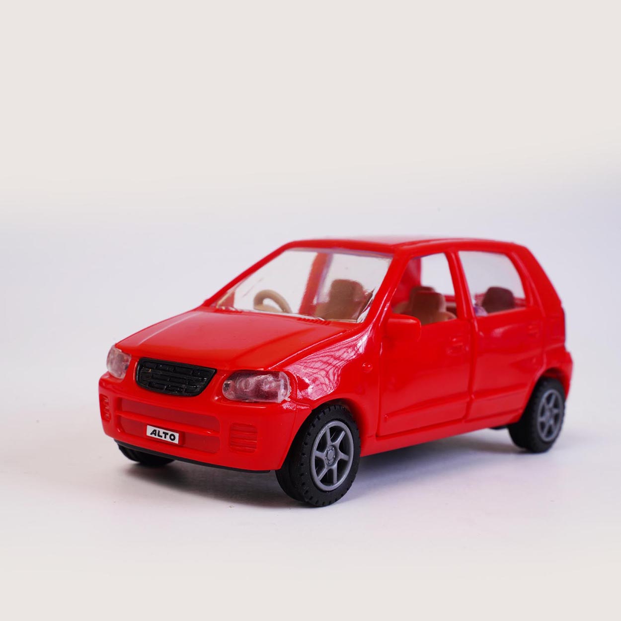 K10 Scale Mahindra Scorpio Diecast Model Centy Alto Car CT-109