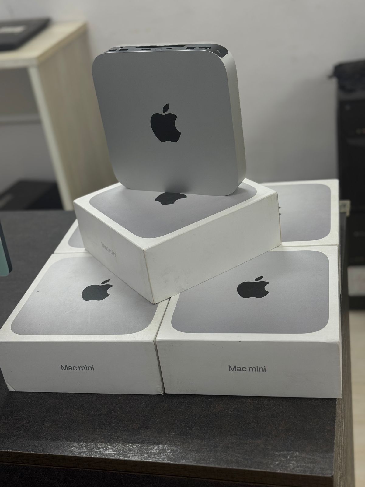 Macmini 2023 A2686 M2チップ 8GB 256GB Macmini 2023 A2686 M2チップ 8GB 256GB Amazon.com: Apple 2023