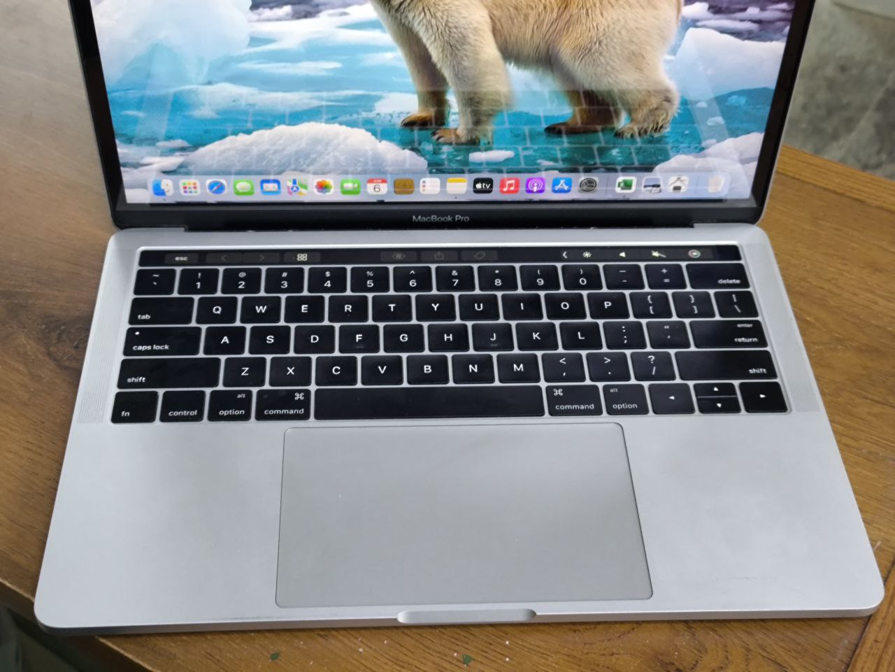 18422827-3423-4c62-9384-