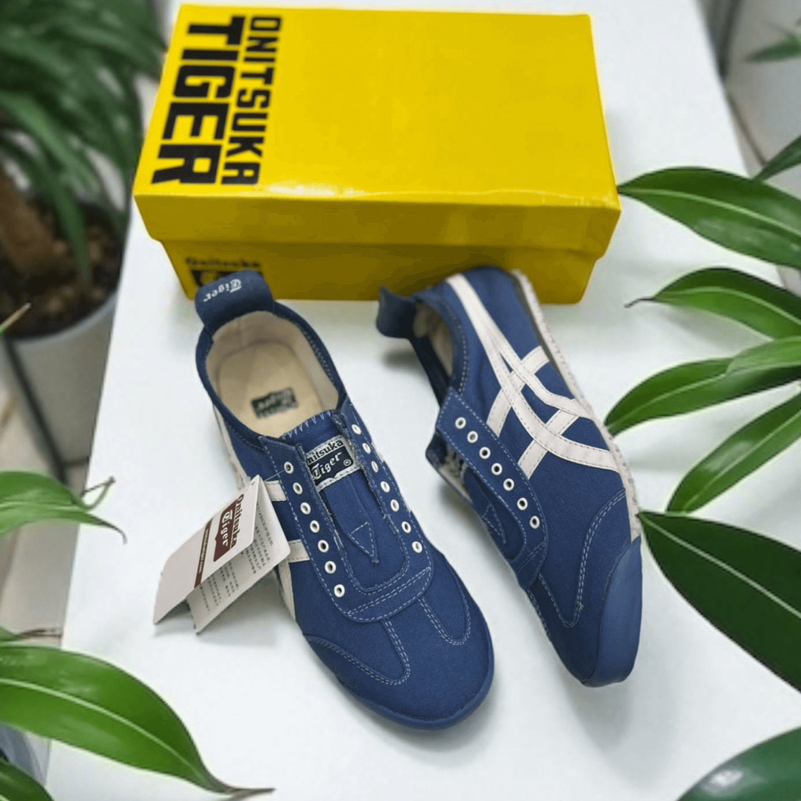 Onitsuka Tiger MEXICO 66 SLIP-ON 新品 21e0b91f-a1f9-45e2-96f0-