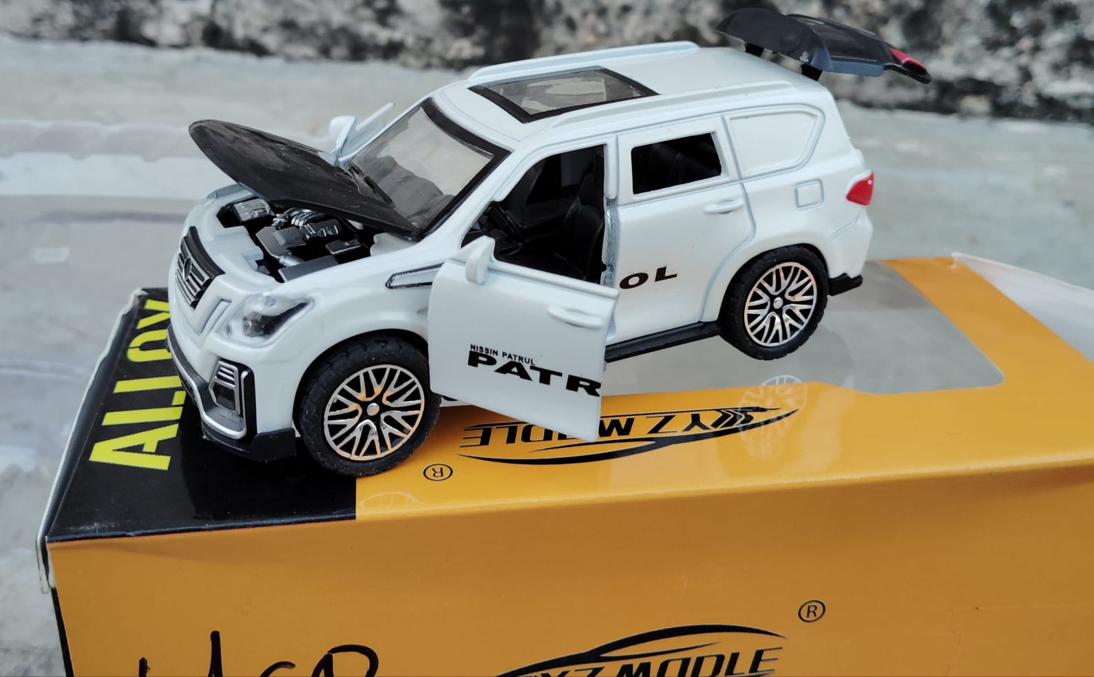 Nisaan LC toy car for kids