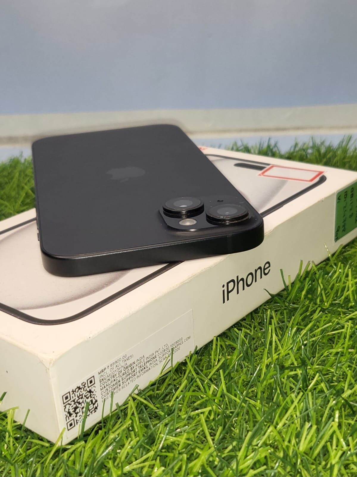 Apple iPhone 15 BLACK 箱付き iPhone 15 Unboxing and First Impressions! (Black) - YouTube