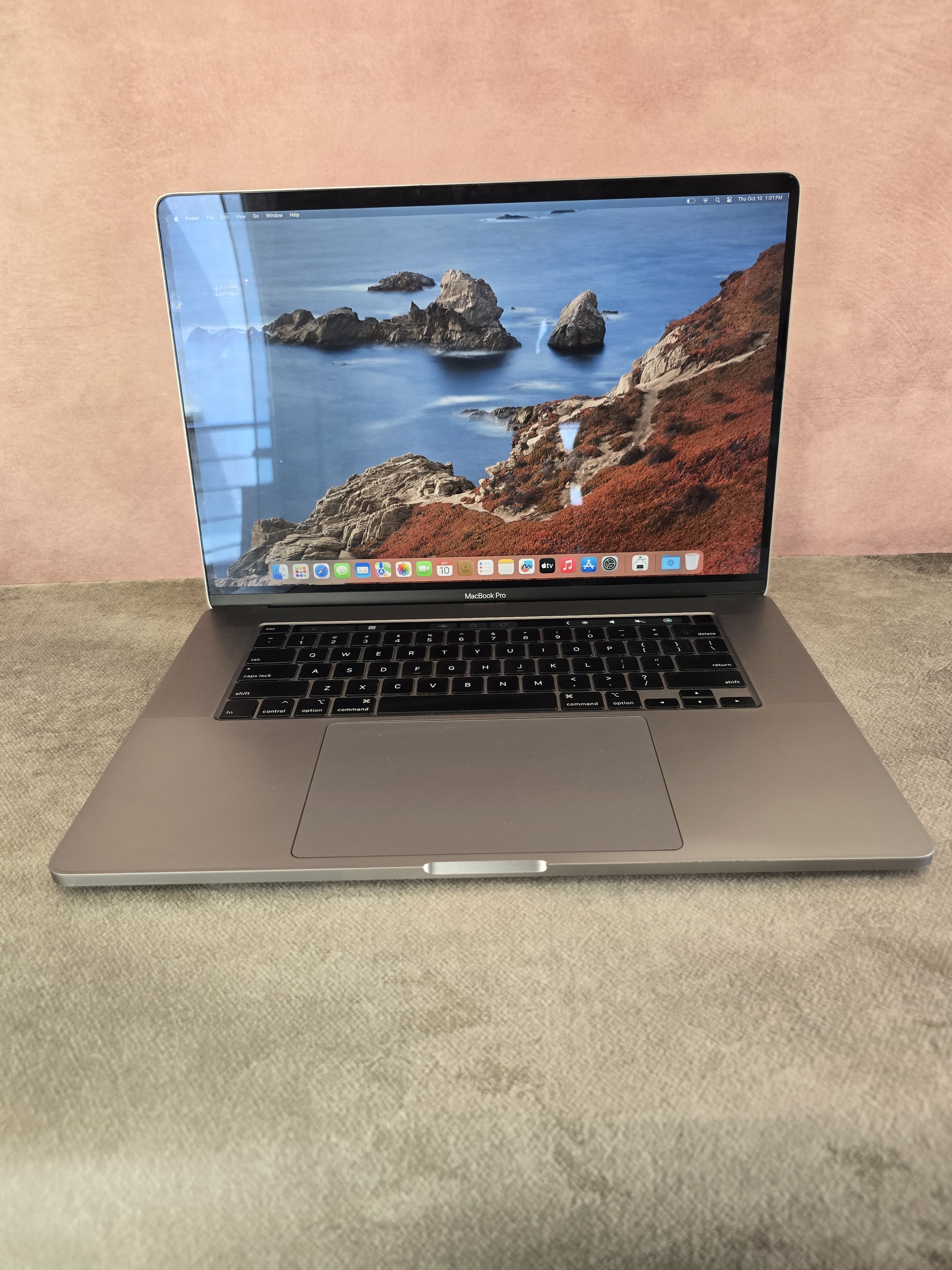 MacBook Pro 16インチ 2019年 Amazon.co.jp: 【整備済み品】 Apple MacBook Pro 2019(16インチ