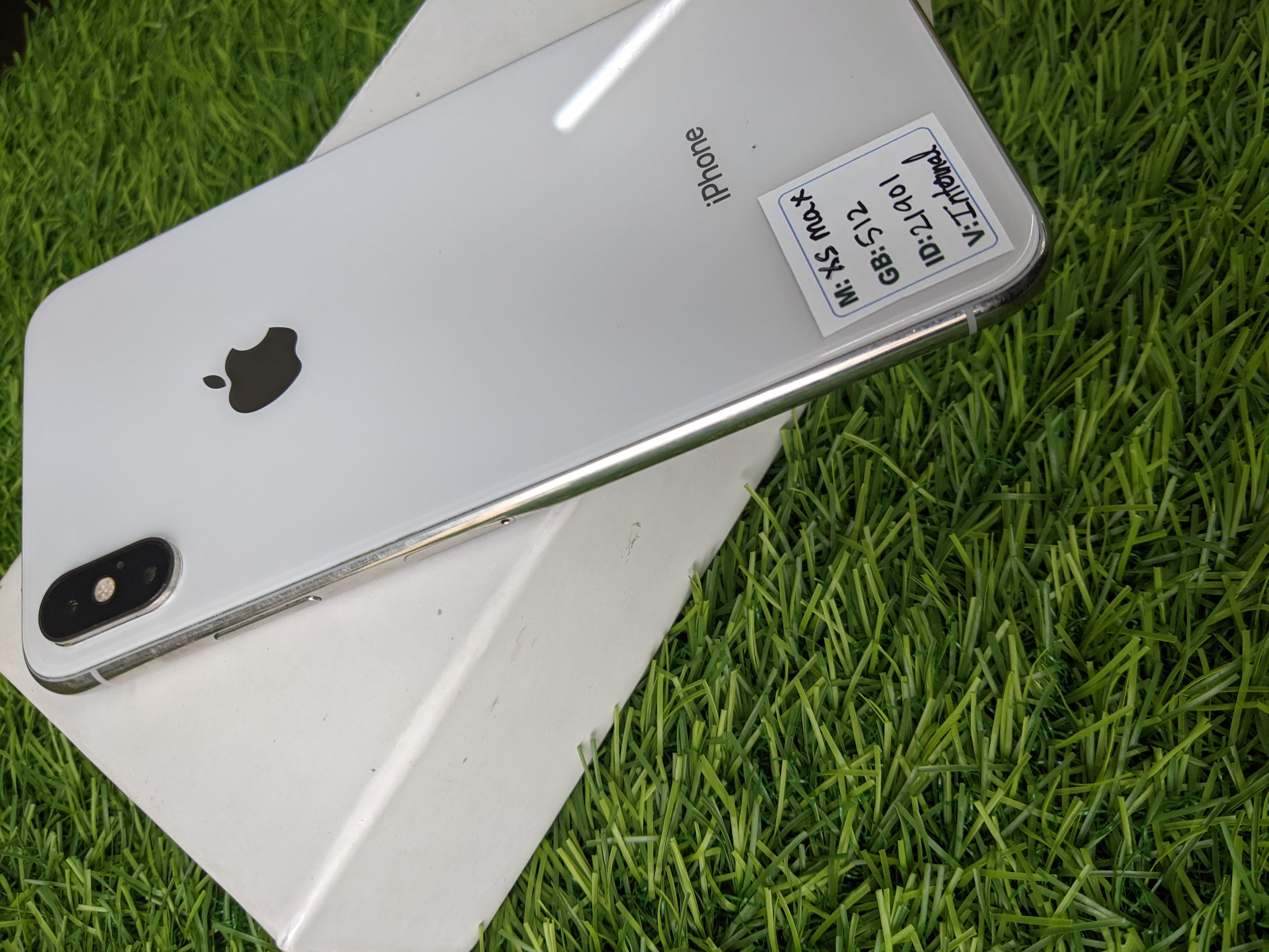 iPhone XS Max シルバー 512GB iPhone xsmax 512GB HOT ! Max 512gb