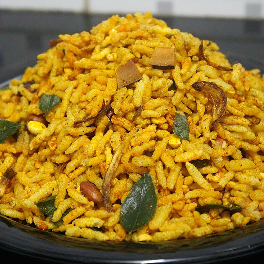 Bhajke Pohe Chivda / Roasted Poha Chivda - Gruham - Traditional ...