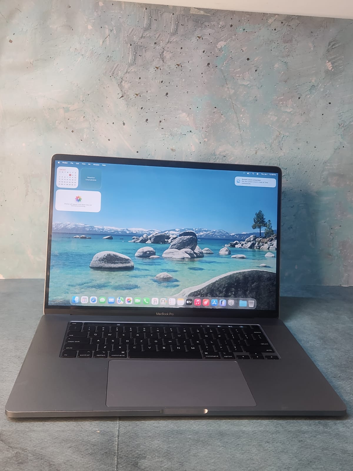 Apple 2019 Macbook Pro A2141 | 16GB 512GB | CORE I7