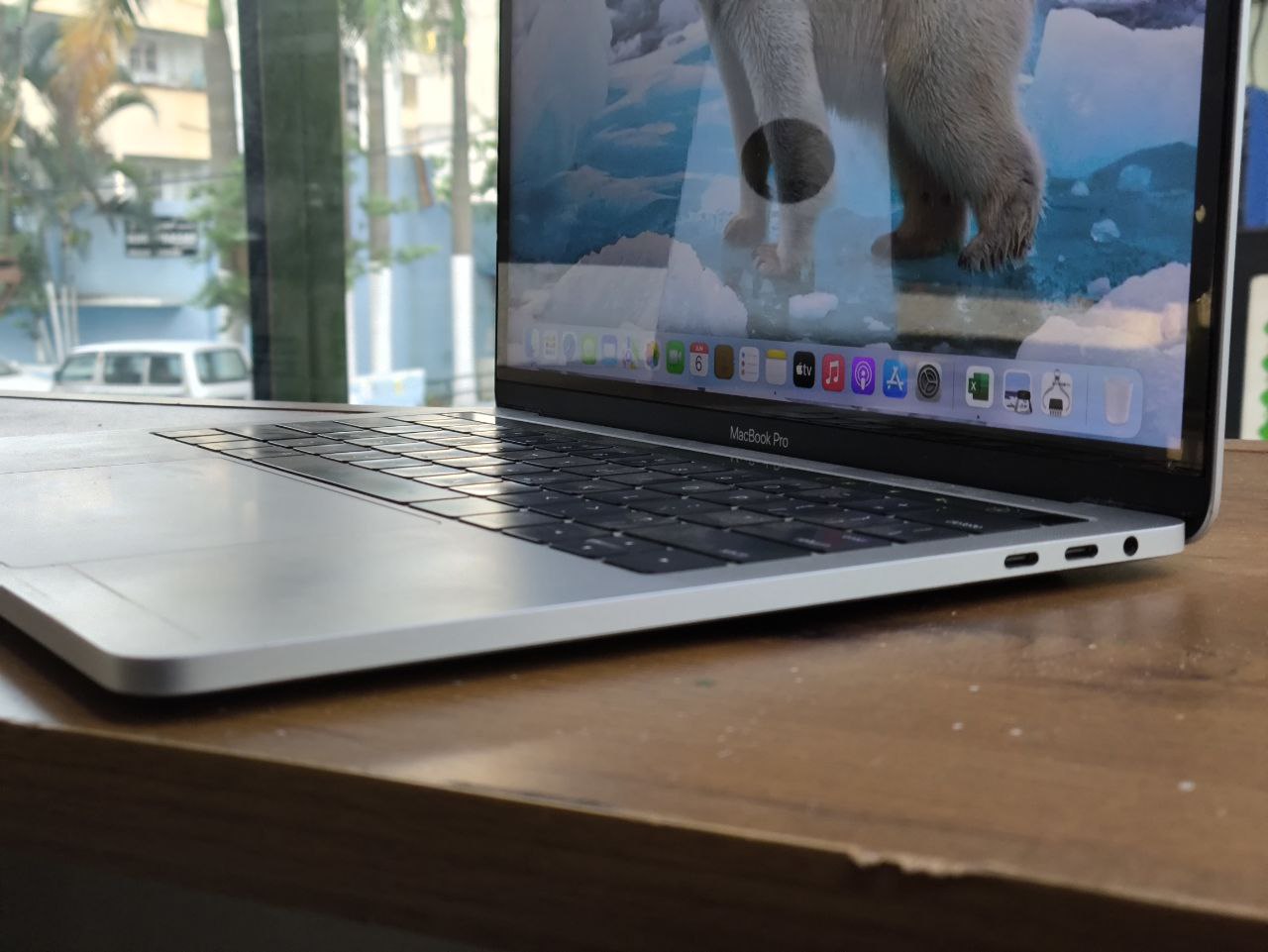 dee4d22b-3c75-4167-adc5-