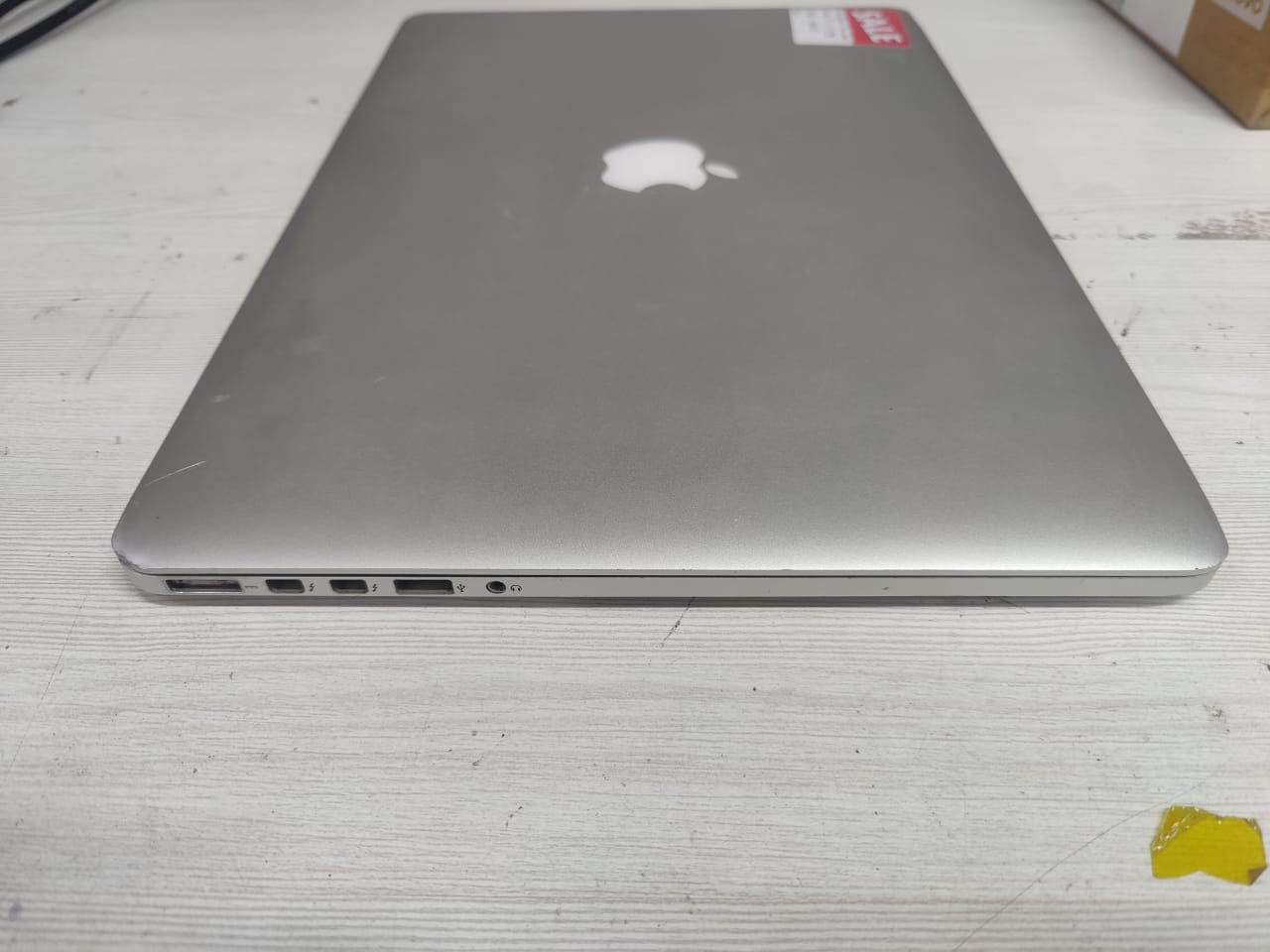 Apple MacBook Pro 2015 A1398 | Core i7, 16GB RAM, 256GB SSD
