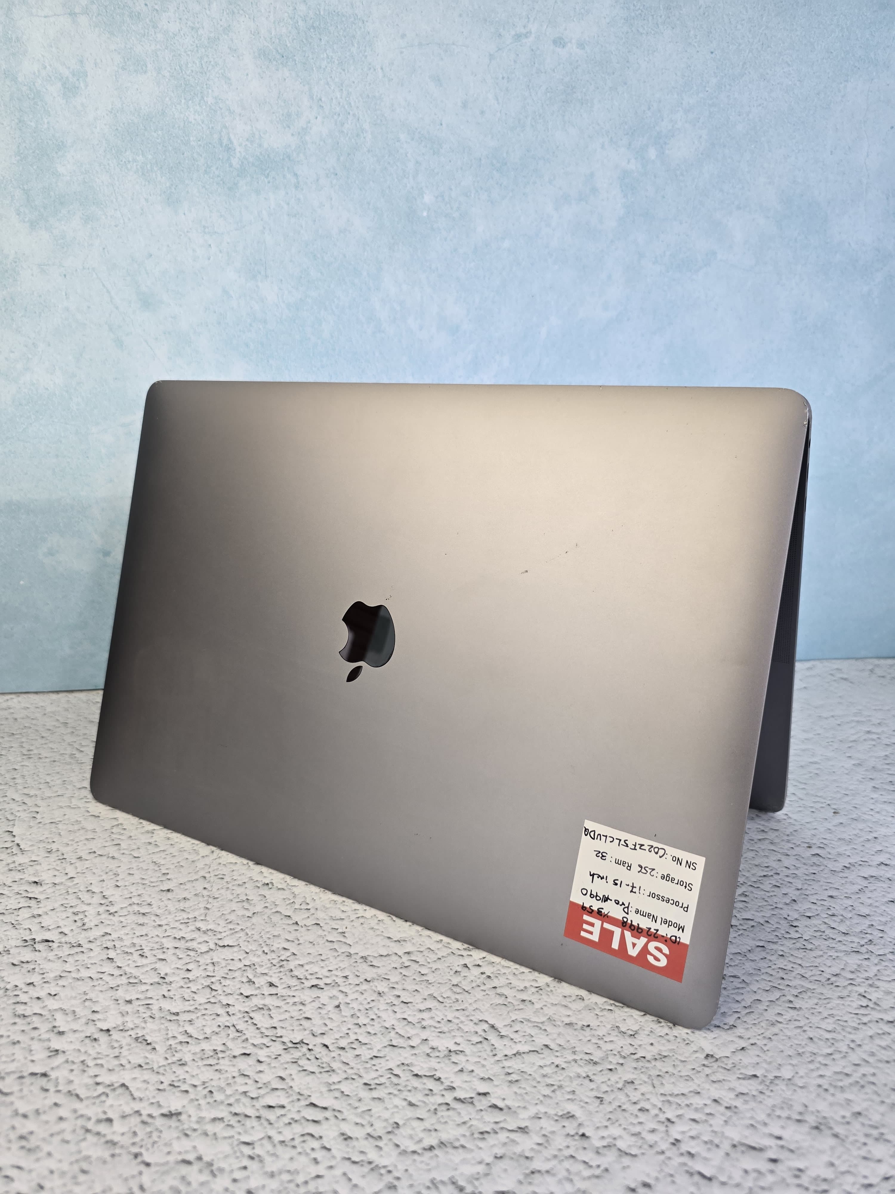 ◇ジャンク品・本体のみ◇Apple MacBook Pro (15-inch, 2018)【i9