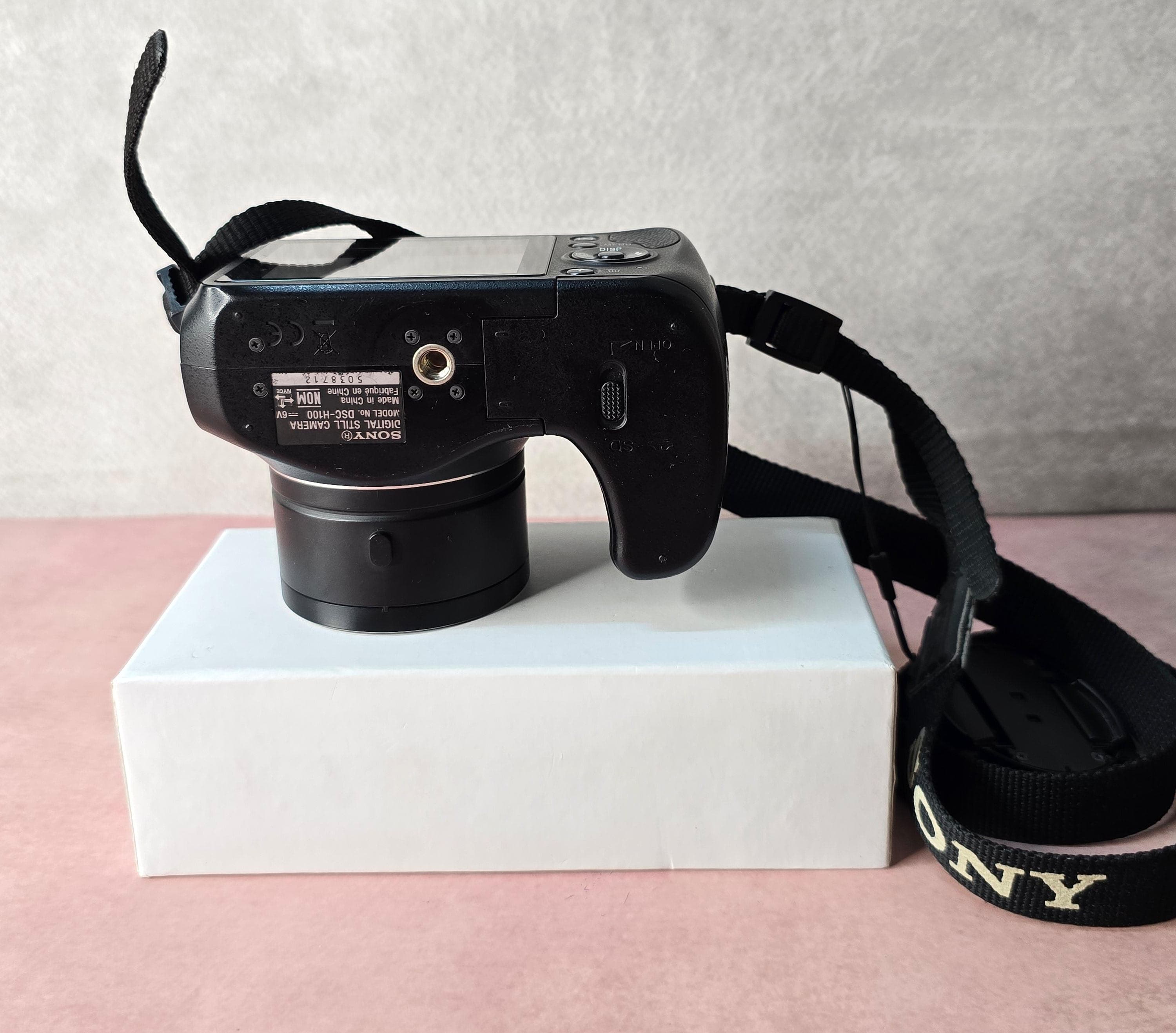 Sony CyberShot N50 - Tech Point