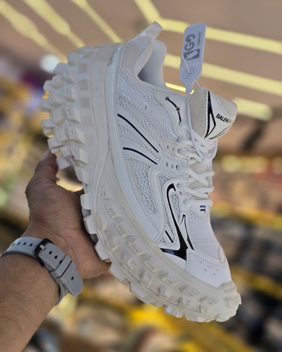 Shop Men's Balenciaga Defender First Copy Shoes - 7A Quality
