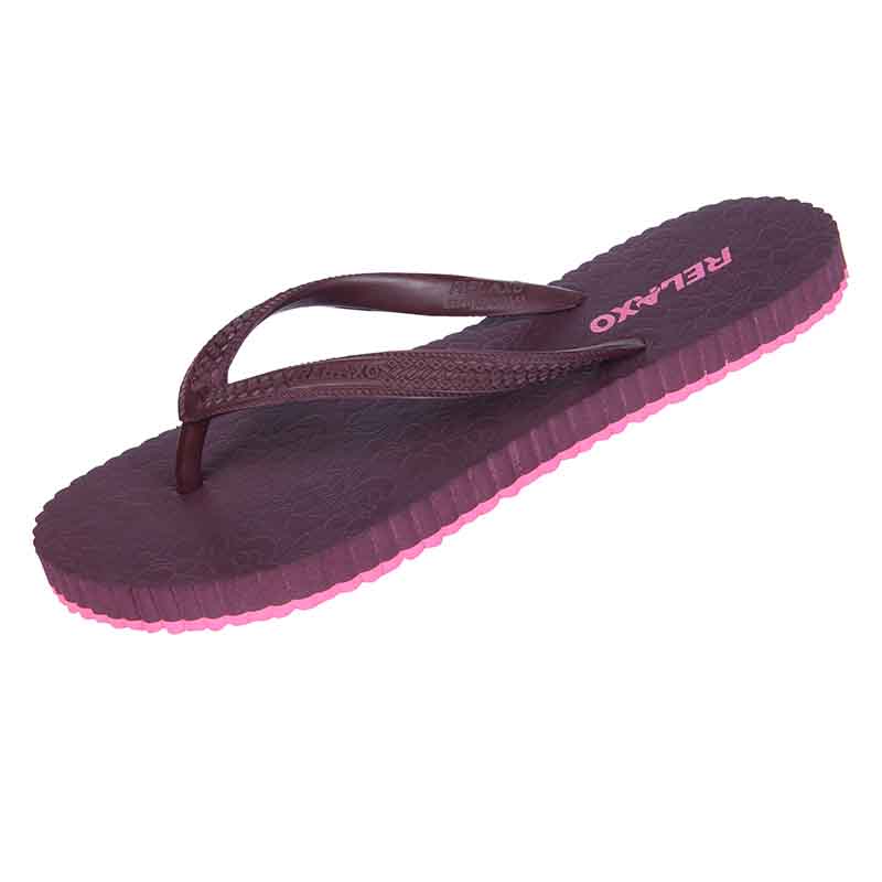 Relaxo best sale bathroom chappal