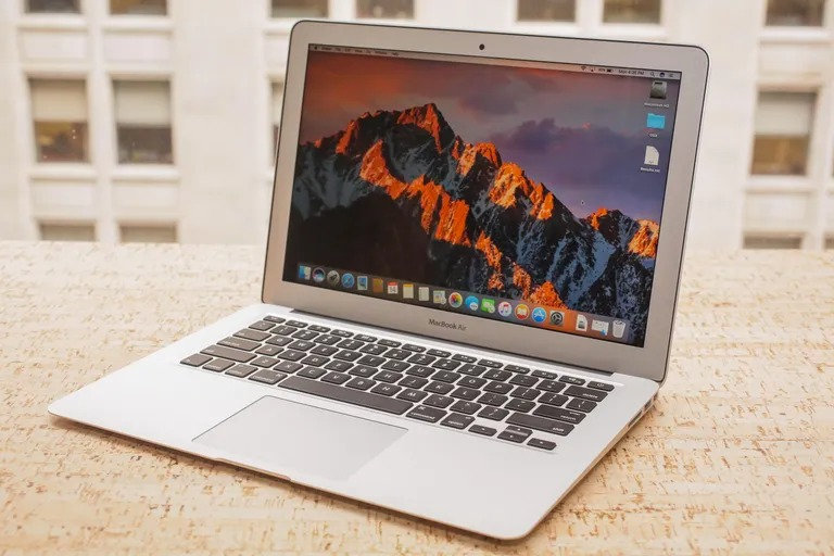 Apple MacBook Air 2015 Core i5 8GB RAM 128GB SSD - Tech Point