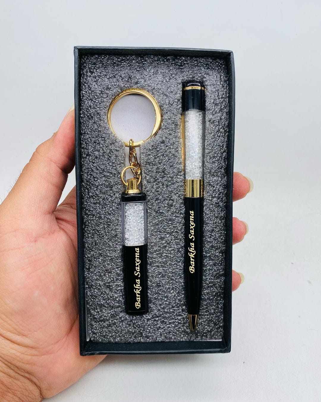 Black Matte Triangle Pen keychain set – Sajawat Official