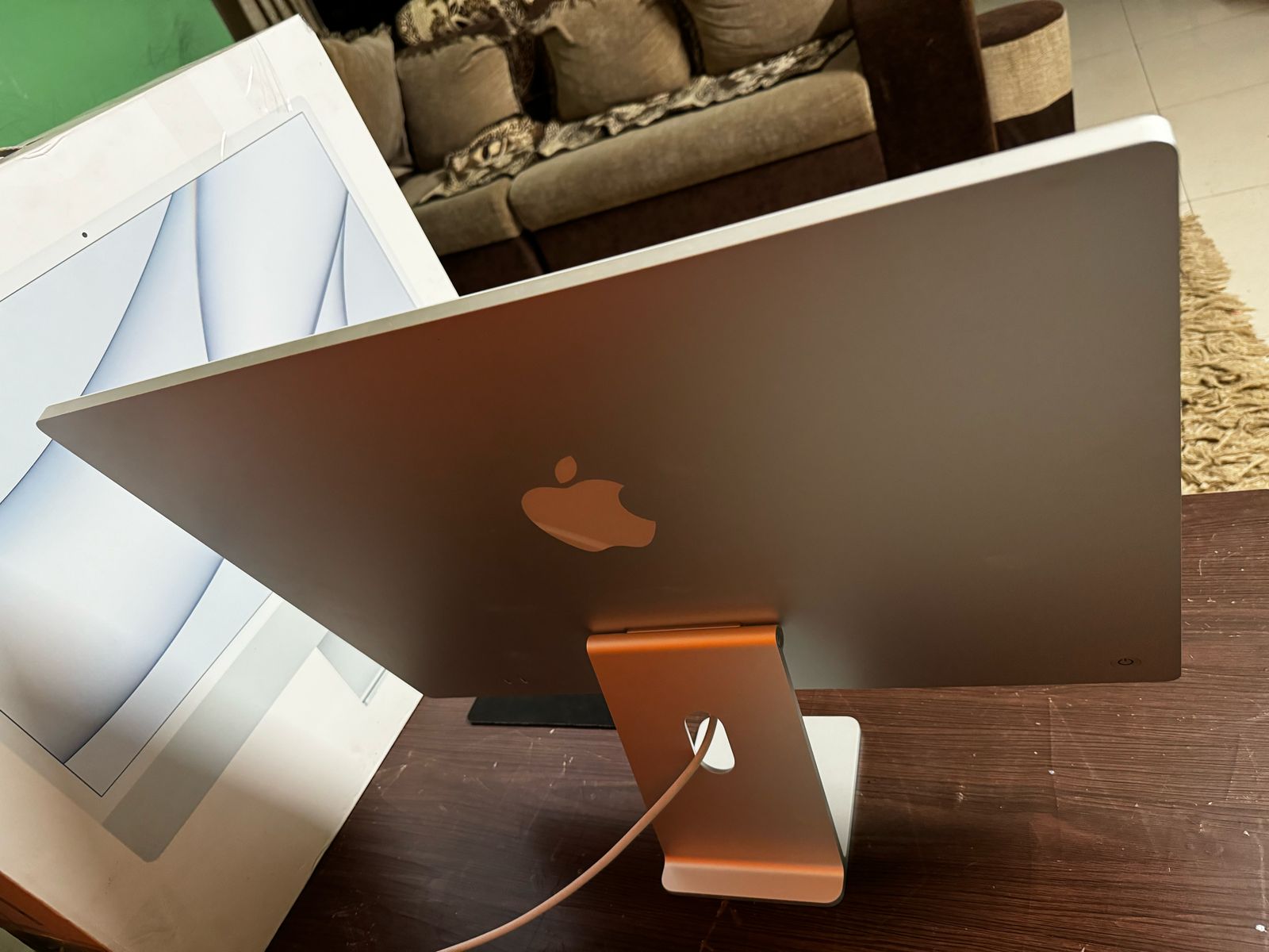 Apple iMac 24 Inch 4.5K Retina Display - M1 Chip