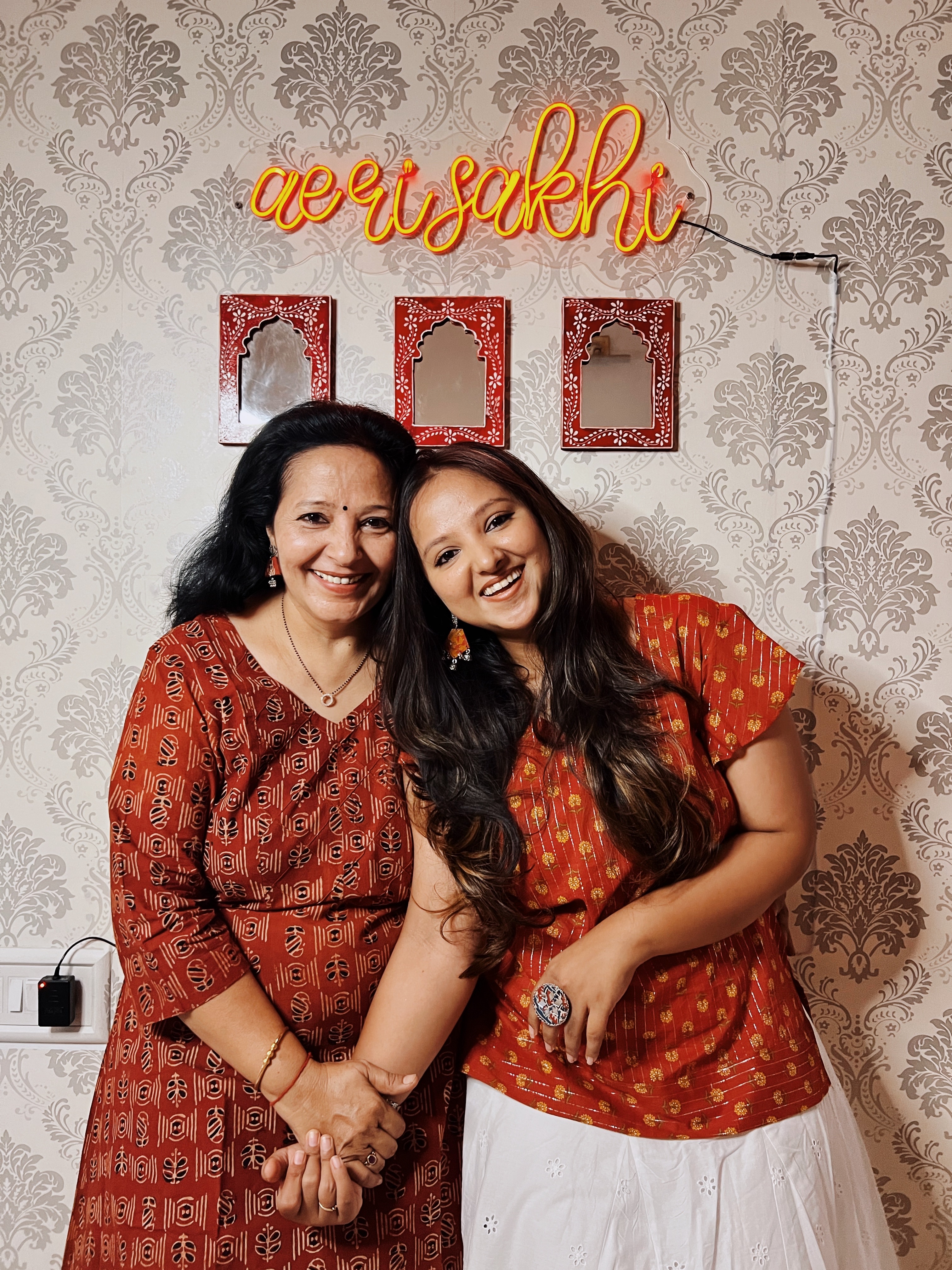 Founders of the Fashion Fabric accessories 'ae ri sakhi'