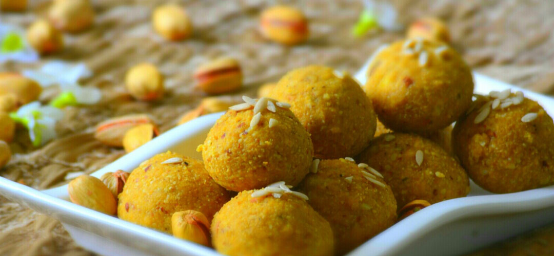 Besan Ke Ladoo
