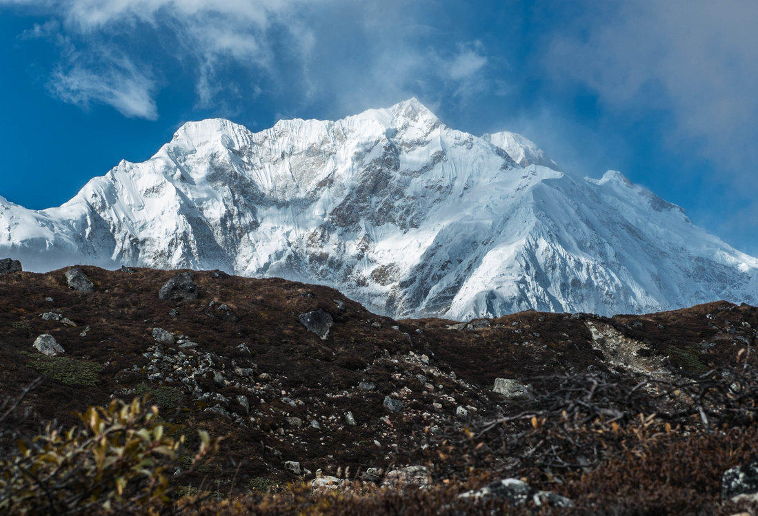 Description: Zemu Gap Kanchenjunga View