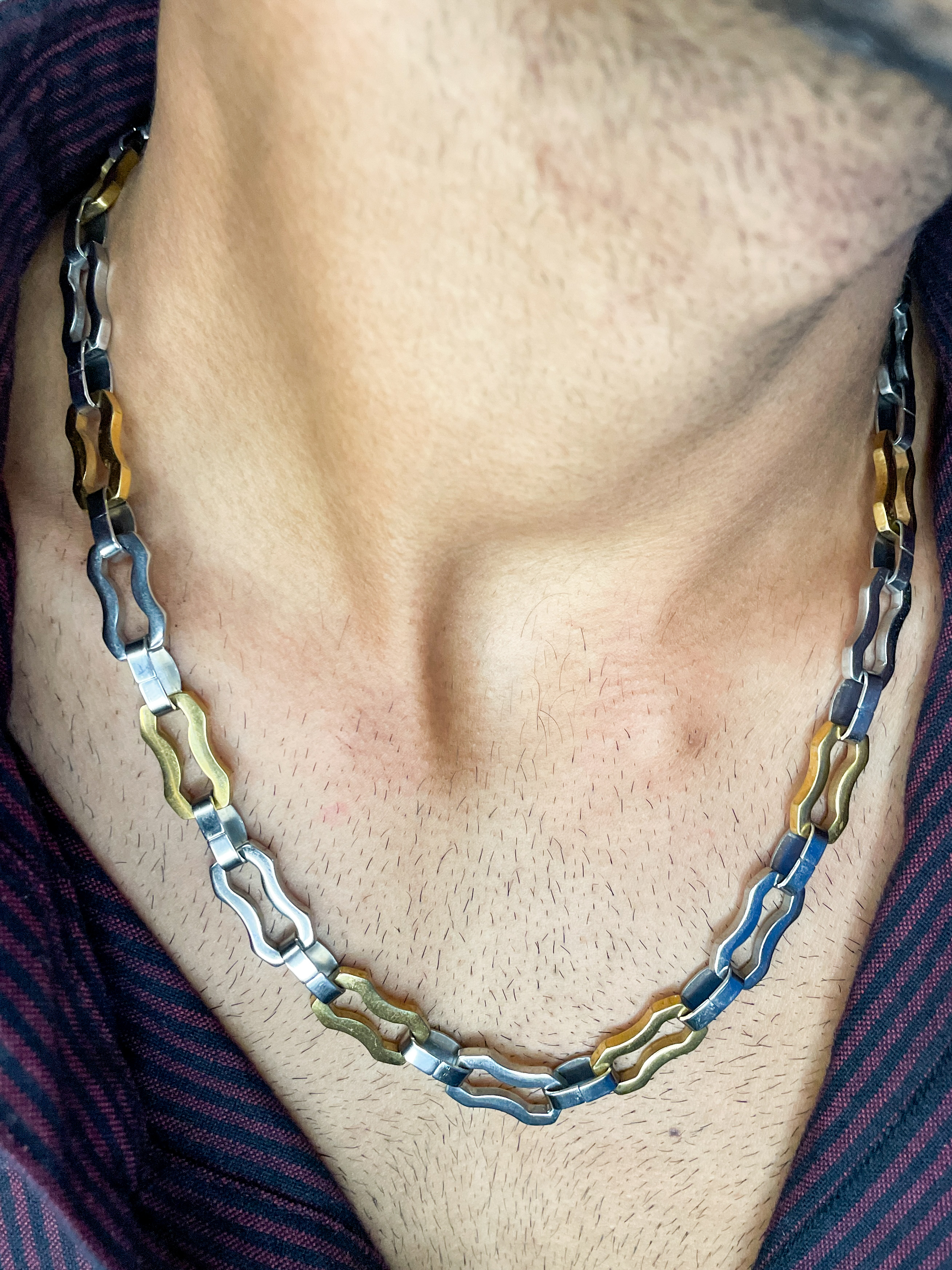 Curved rectangle chains - W