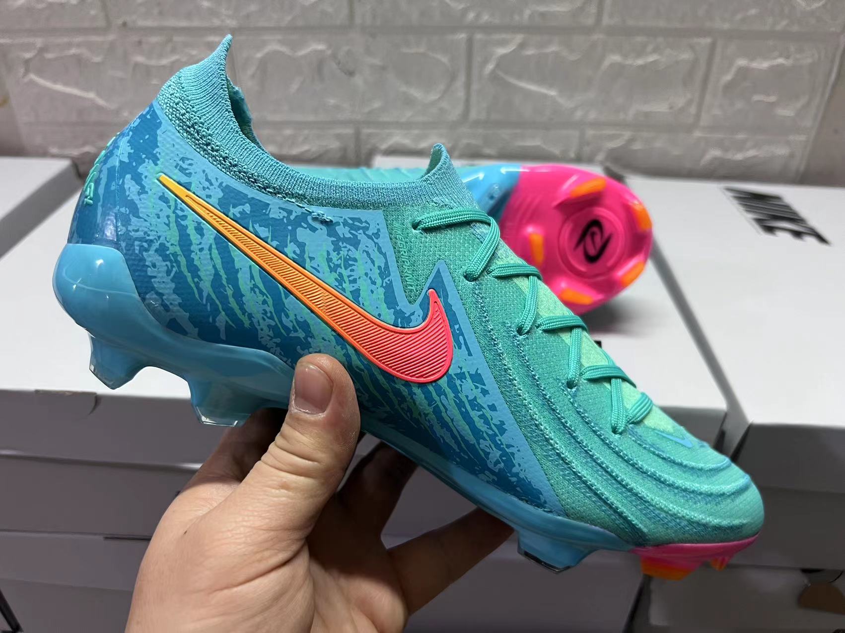 Nike Phantom Luna Elite FG Blue Low Ankle